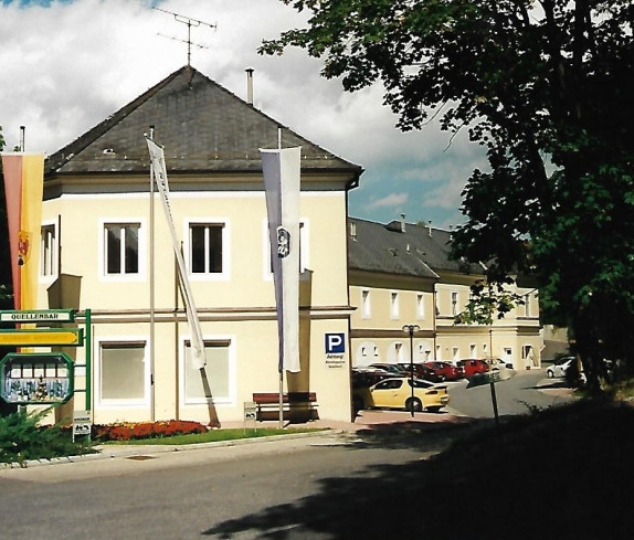 Quellenhof, Hinteransicht