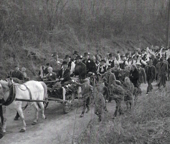 Jormannsdorf: Blochziehen 1949