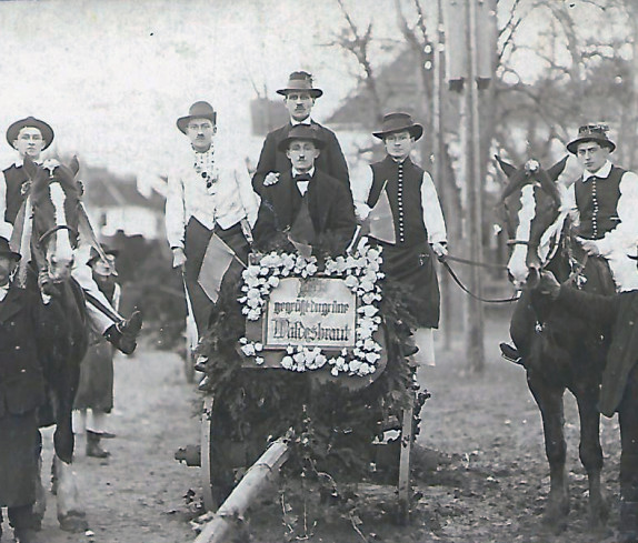 Jormannsdorf: Blochziehen 1928