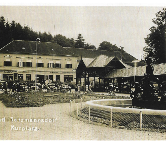 Quellenhof mit Wandelgang